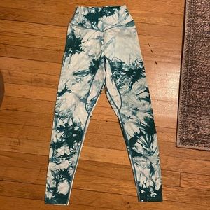 Balance Athletica OG pant leggings in tie dye marine size small